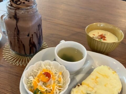 tall tree's cafeのモーニングプレート